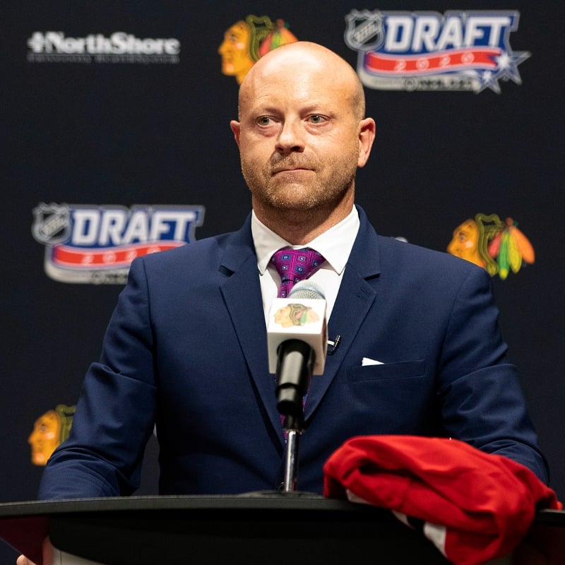 Oilers appoint general manager Bowman after Blackhawks case