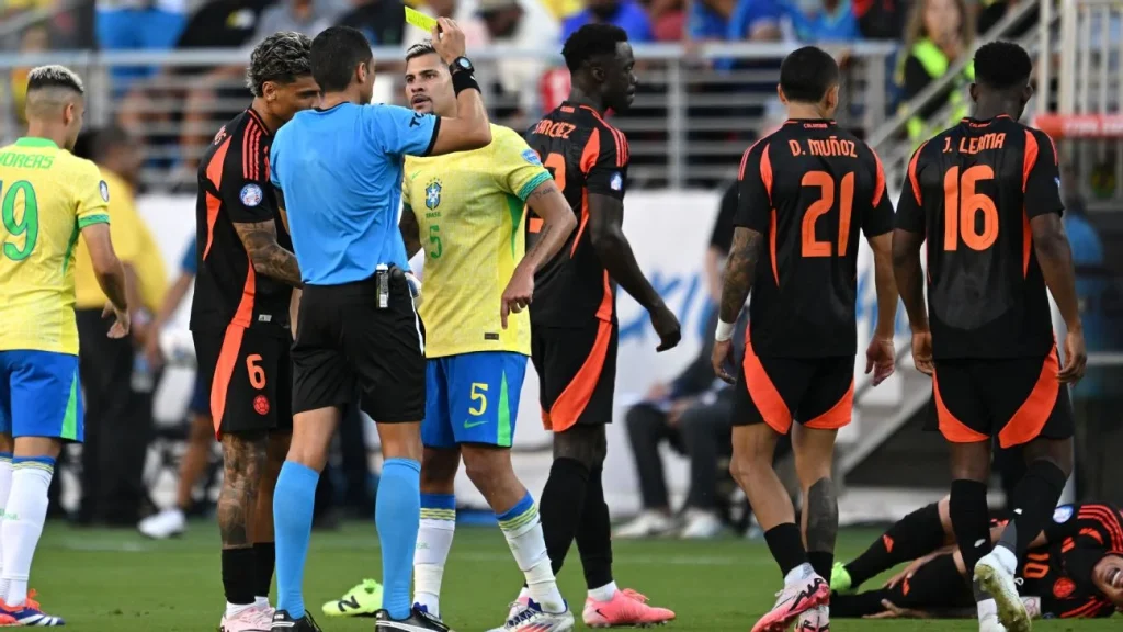 Brazil's 1-1 draw sends them to Uruguay 1/4-final in Copa America 5