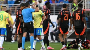 Brazil's 1-1 draw sends them to Uruguay 1/4-final in Copa America 7