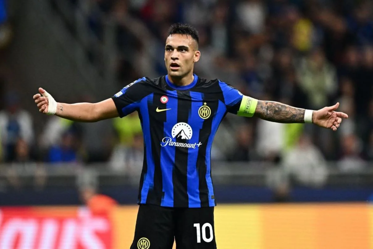 Lautaro Martinez extends Inter deal until 2029