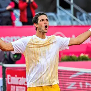 Borges defeats Nadal 2-0 sets in Swedish Open final