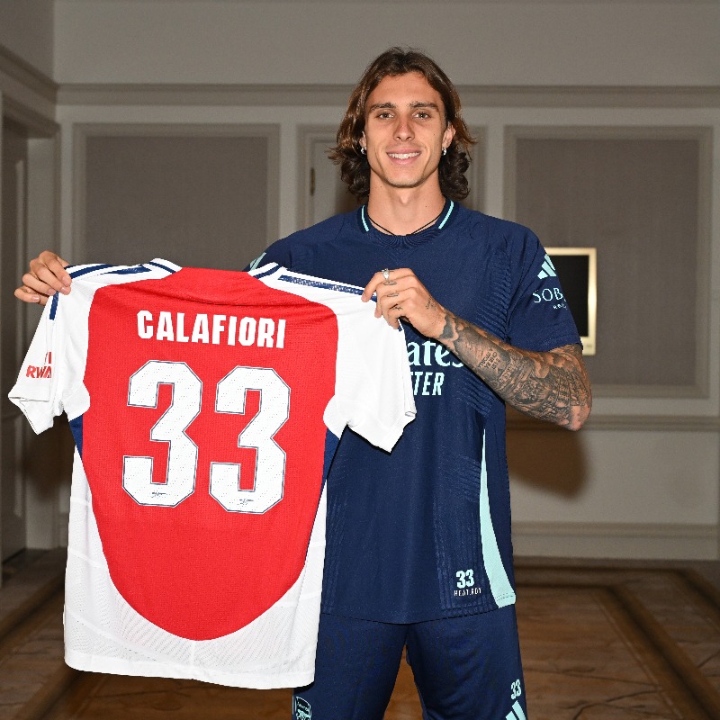 Calafiori officially joins Arsenal from Bologna 1