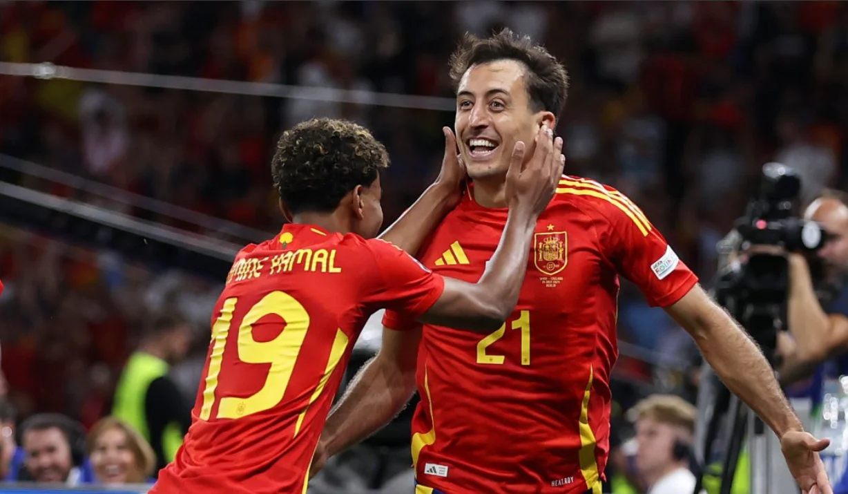 Spain crush England with late winner to win Euro 2024!
