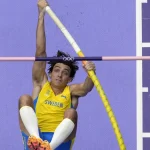 Pole vault-favorite Duplantis sails through final in Paris