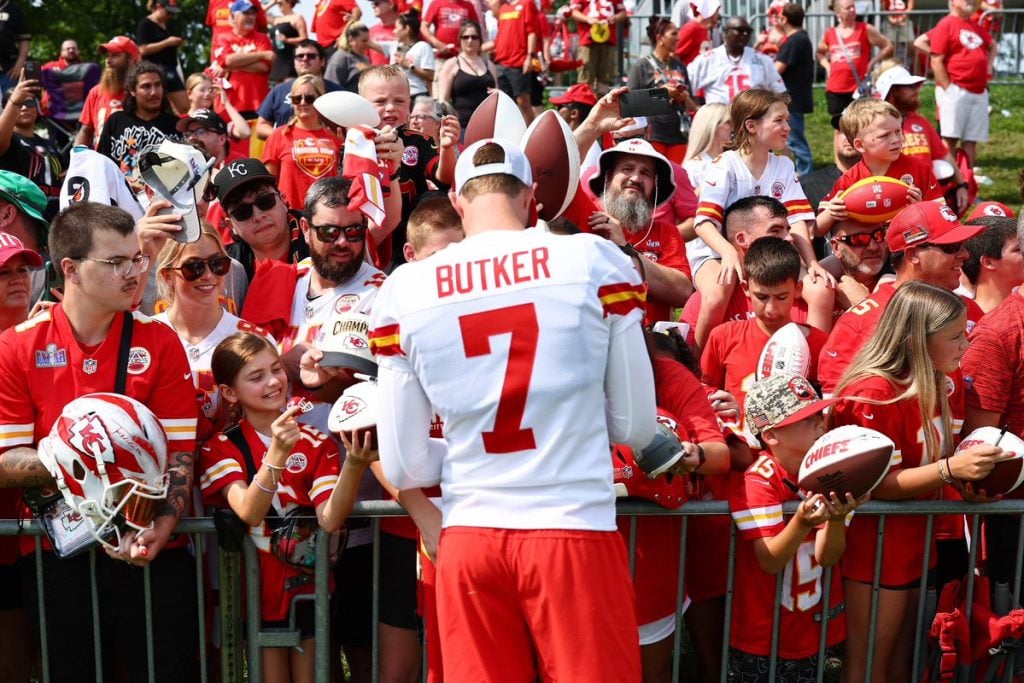 Kansas City makes Butker League’s top-paid kicker 10