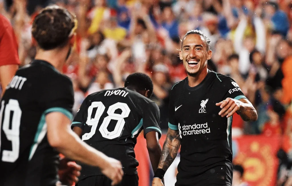 Liverpool breeze past Man United in Columbia to wrap up summer tour