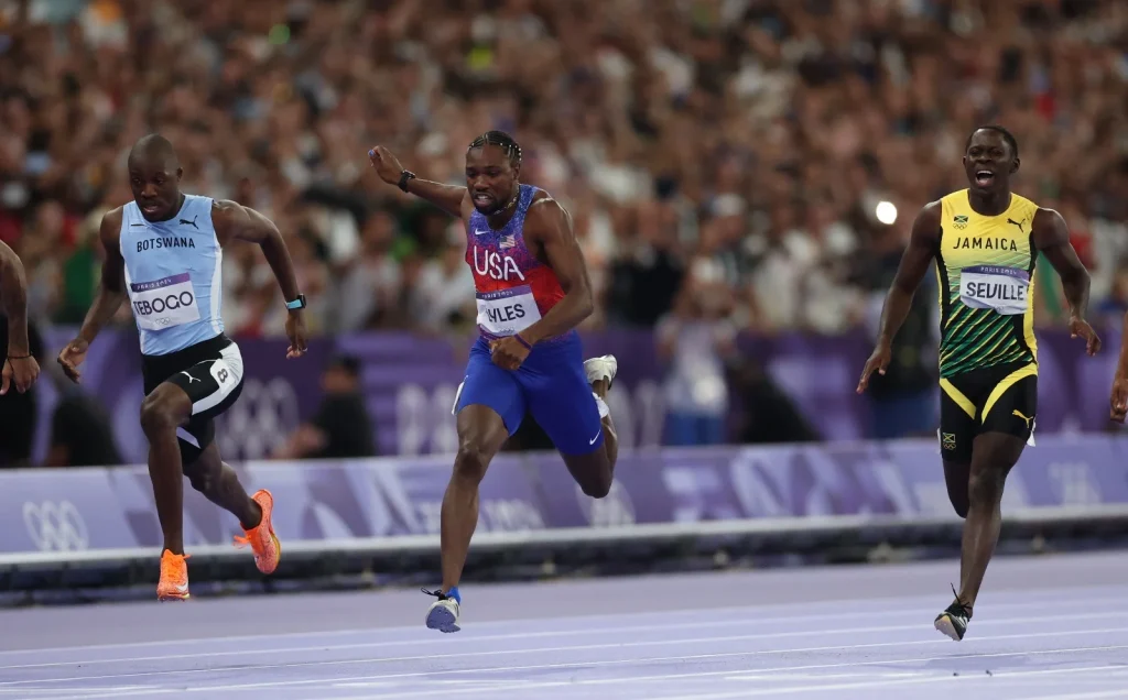 Noah Lyles grabs 100m gold in extraordinary photo finish final