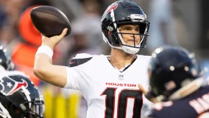 Texans extend QB Davis Mills through 2025 with new one-year deal