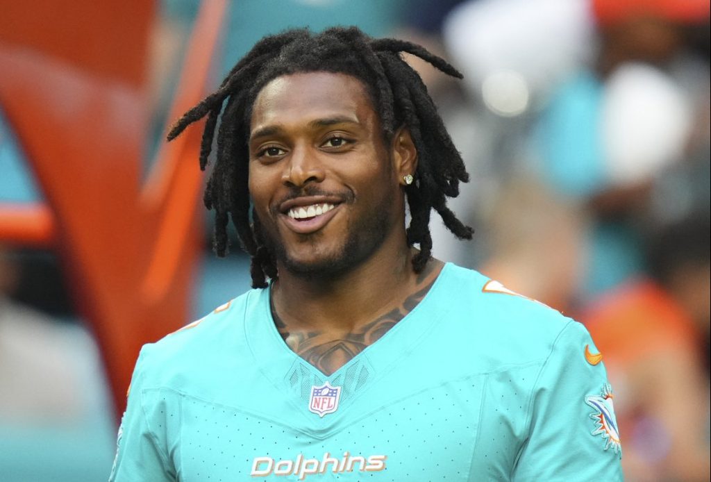 Dolphins make Ramsey NFL’s highest-paid cornerback 6