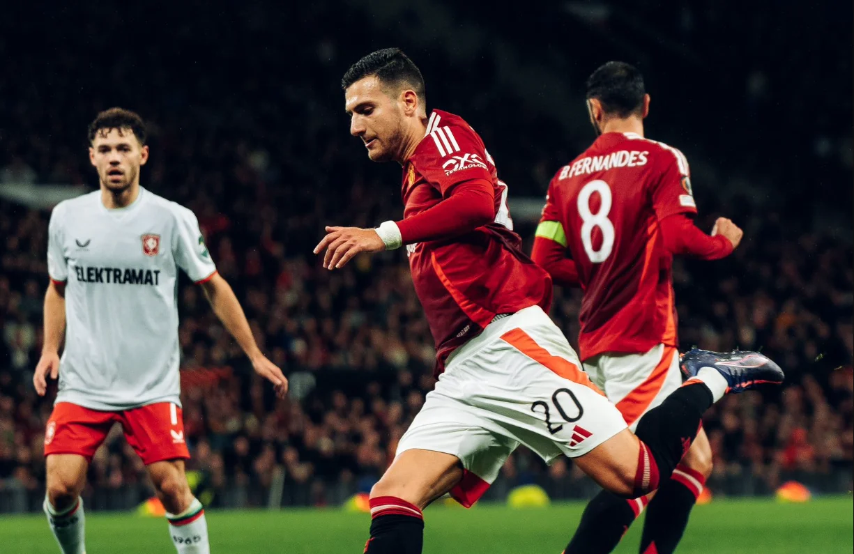 Man United off to a slow start in Europe League after 1-1 draw