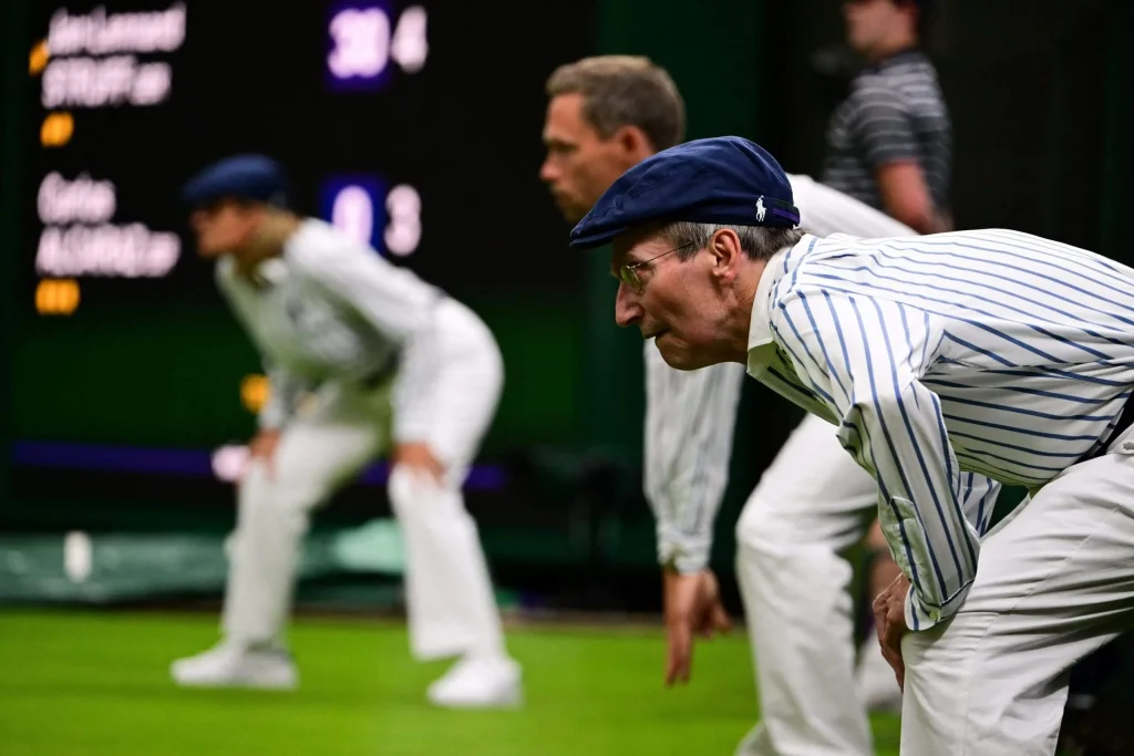 Wimbledon-line-judges