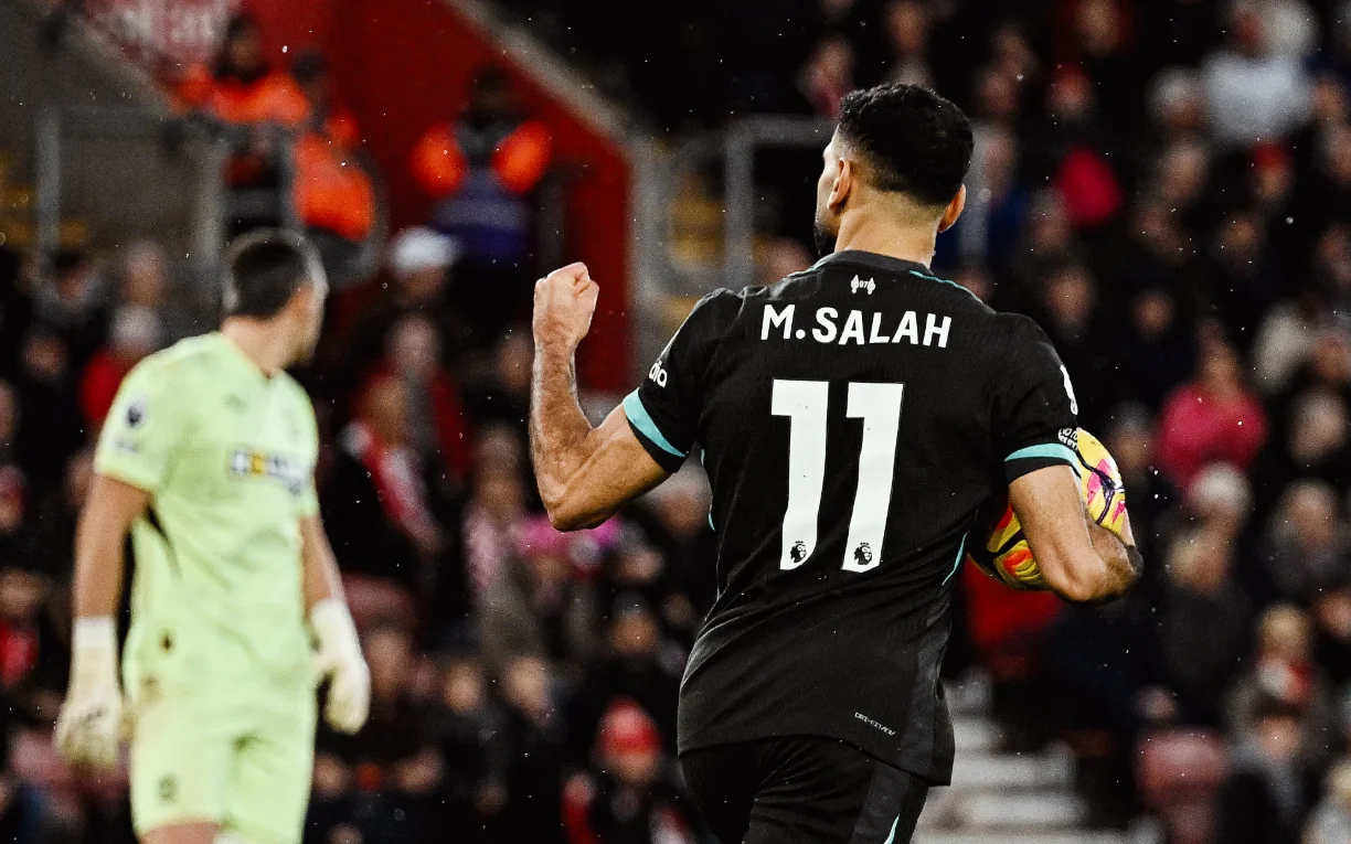 Crucial Mohamed Salah sends Liverpool 8 points clear at the top