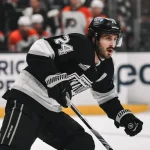 Kopitar brace push Kings to 5-4 comeback win over Flyers