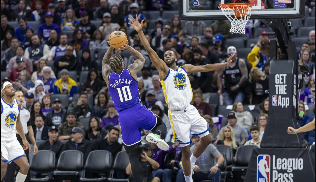 DeRozan’s 32 points lead Kings to 123-117 comeback win vs Warriors