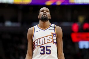 Phoenix trades Durant to Houston in a blockbuster deal