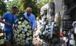 С цветя и венци от Левски почетоха паметта на Гунди и Котков