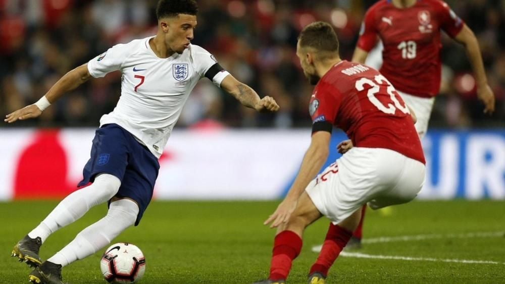 Англия срещу Чехия – стартови състави