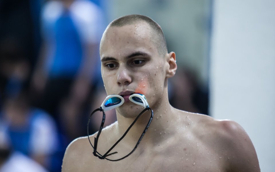 Антъни Иванов ще плува във финала на 200 метра бътерфлай