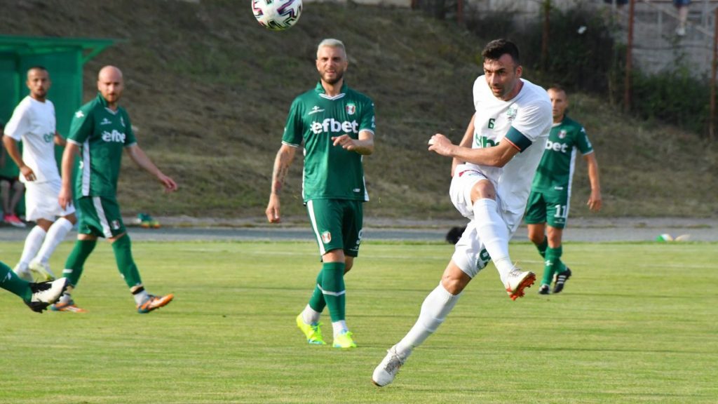 Берое срази Ботев Враца с два гола преди почивката