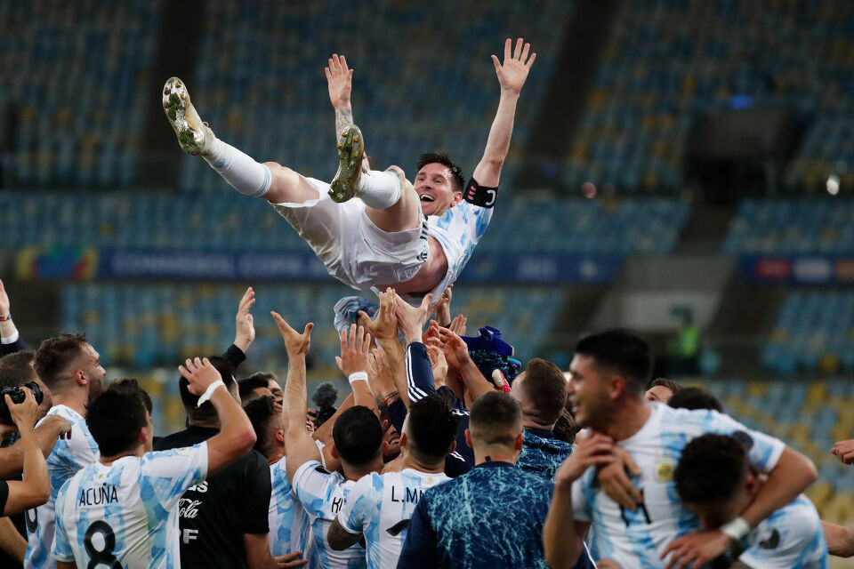 Лео Меси на линия за Аржентина в световните квалификации