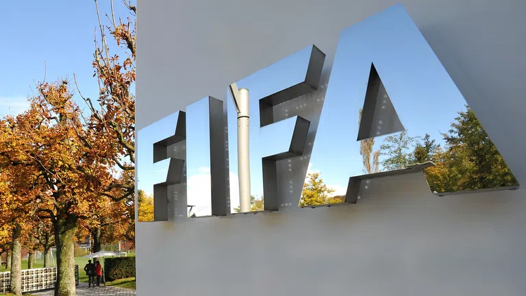 ФИФА удължи разрешението си, касаещо чужди играчи и треньори в Русия