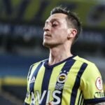 Месут Йозил смени Фенербахче с друг турски клуб