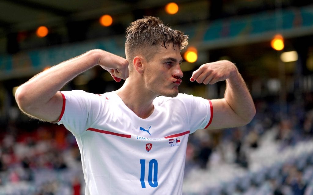 Звездата на чешкия футбол е вариант за ново попълнение на Барса