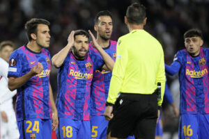 Айнтрахт изхвърли Барселона от Лига Европа и смълча "Камп Ноу" 17