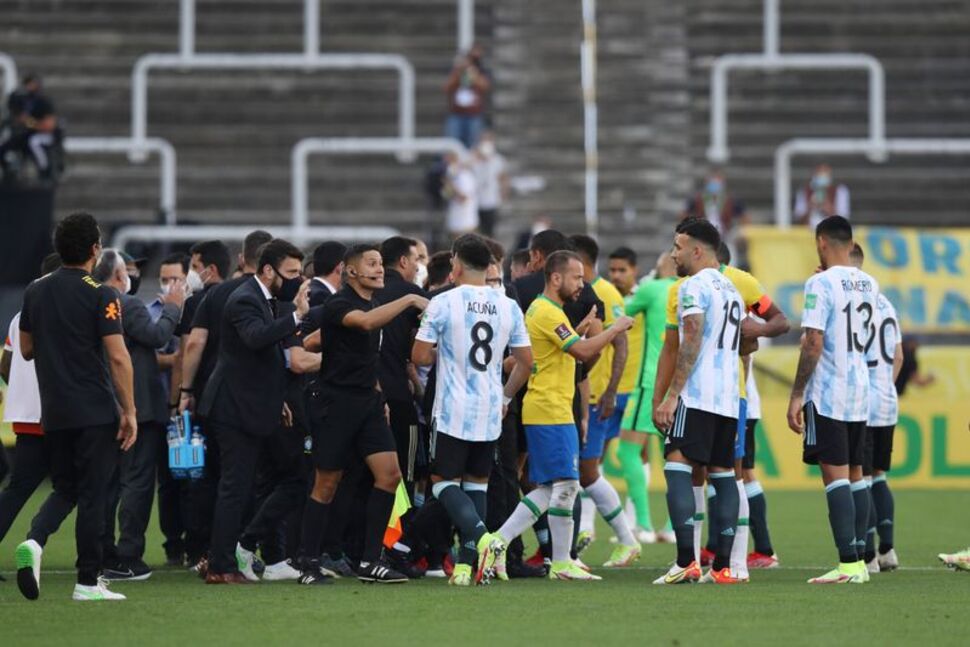 ФИФА отсече: Ще има преиграване на Бразилия - Аржентина 1