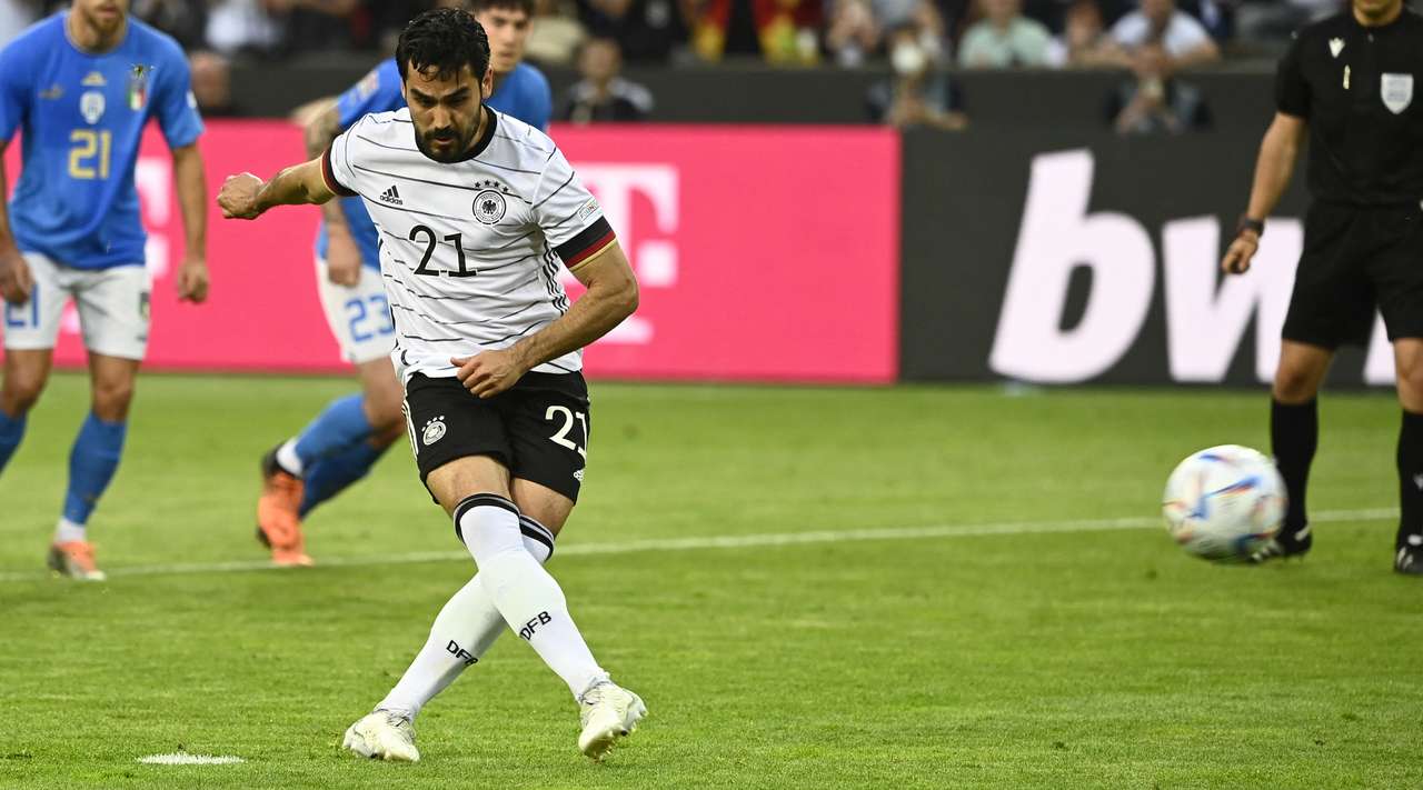 Безмилостна Германия се подигра на трагична Италия - 5:2 1