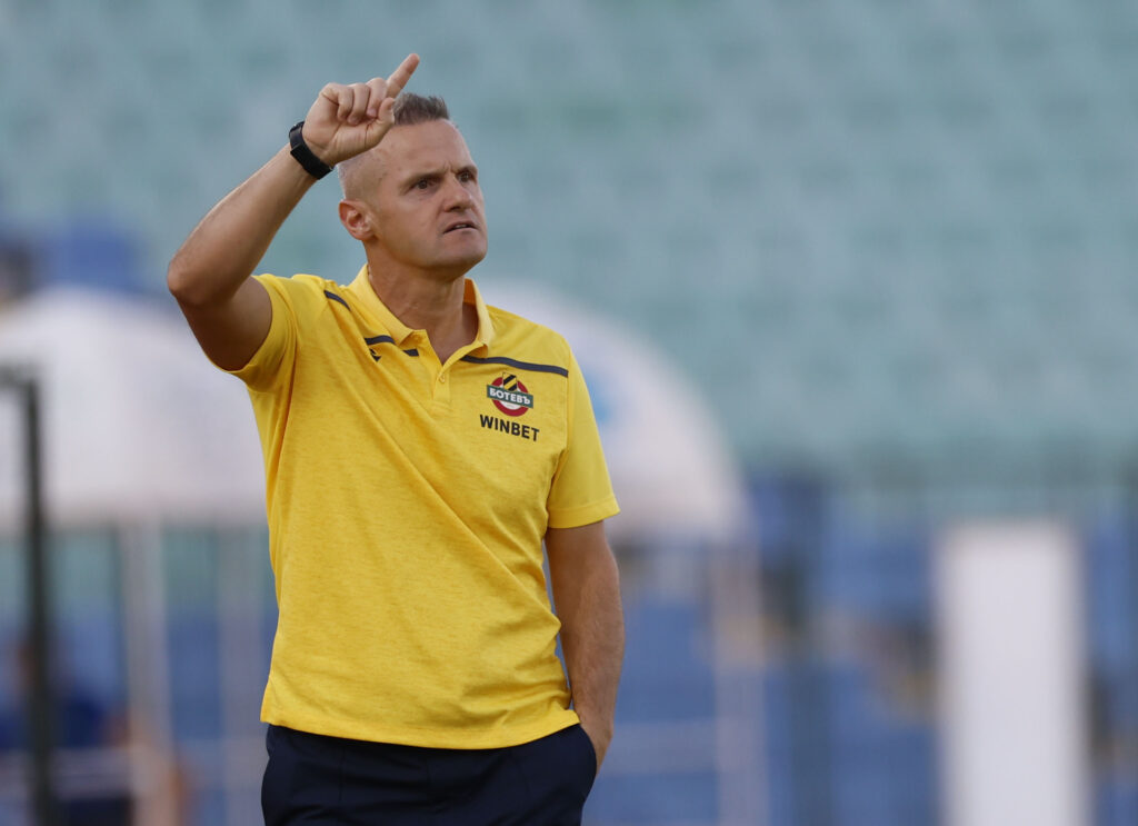 Официално: Валентич вече не е треньор на Ботев Пловдив