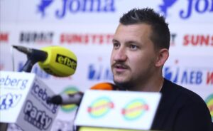 Тодор Неделев се завръща в игра за Ботев Пловдив