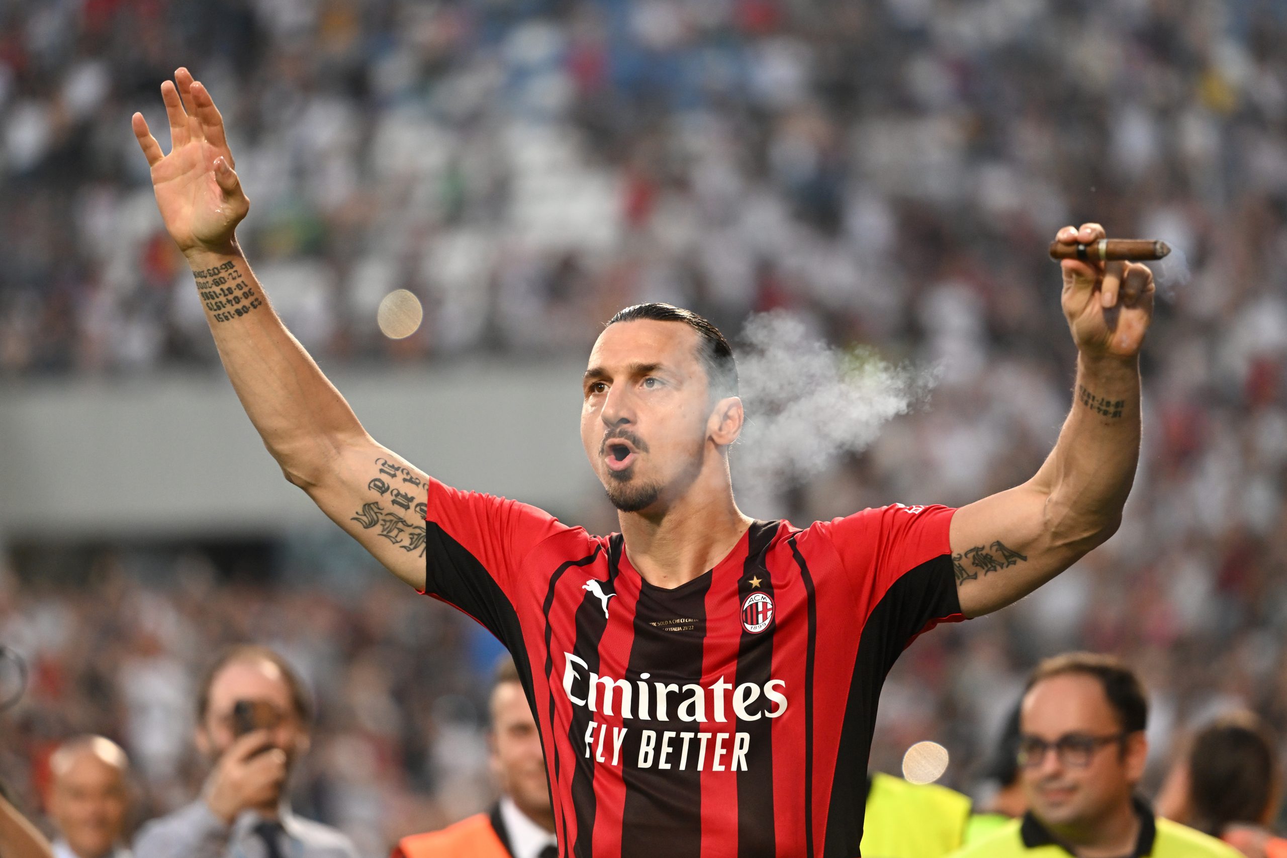 Ибра поднови за още 1 година с Милан със символична заплата 1