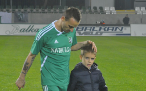 Йордан Минев игра със сина си в Sesame Купа на България