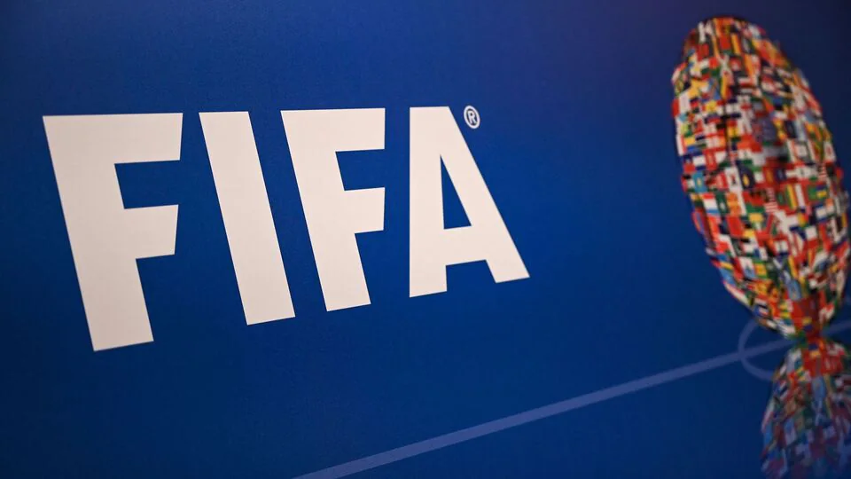 ФИФА отстрани временно Луис Рубиалес