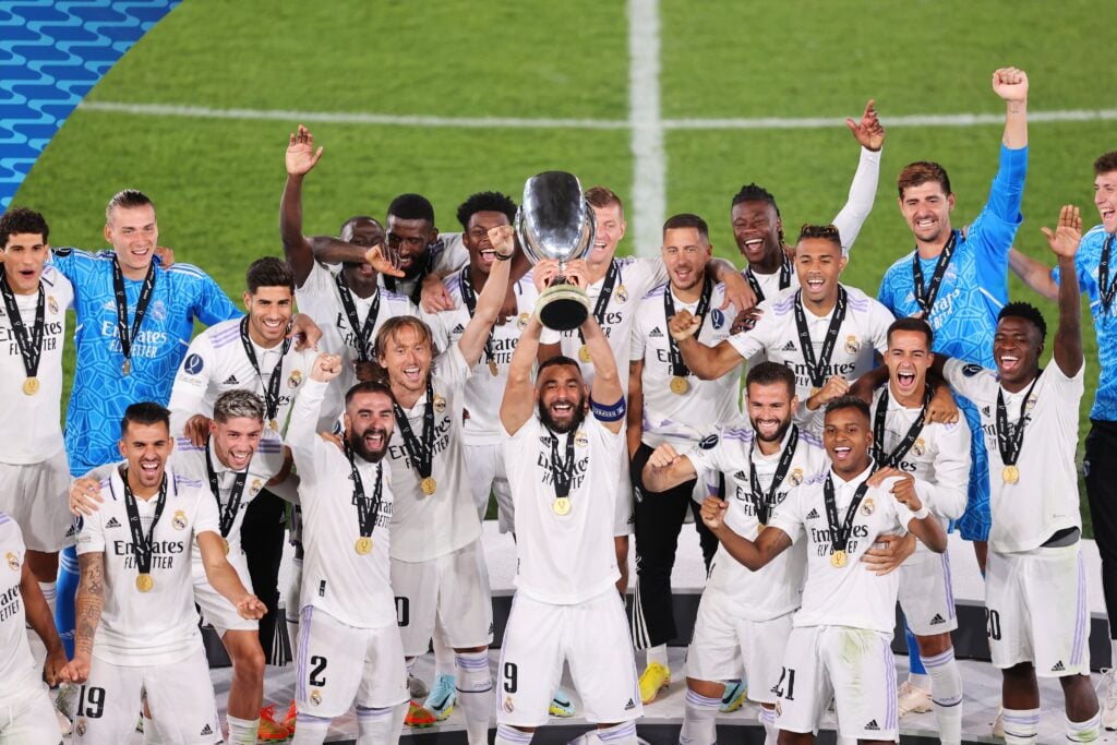 Пета Суперкупа на Европа за Реал Мадрид 13