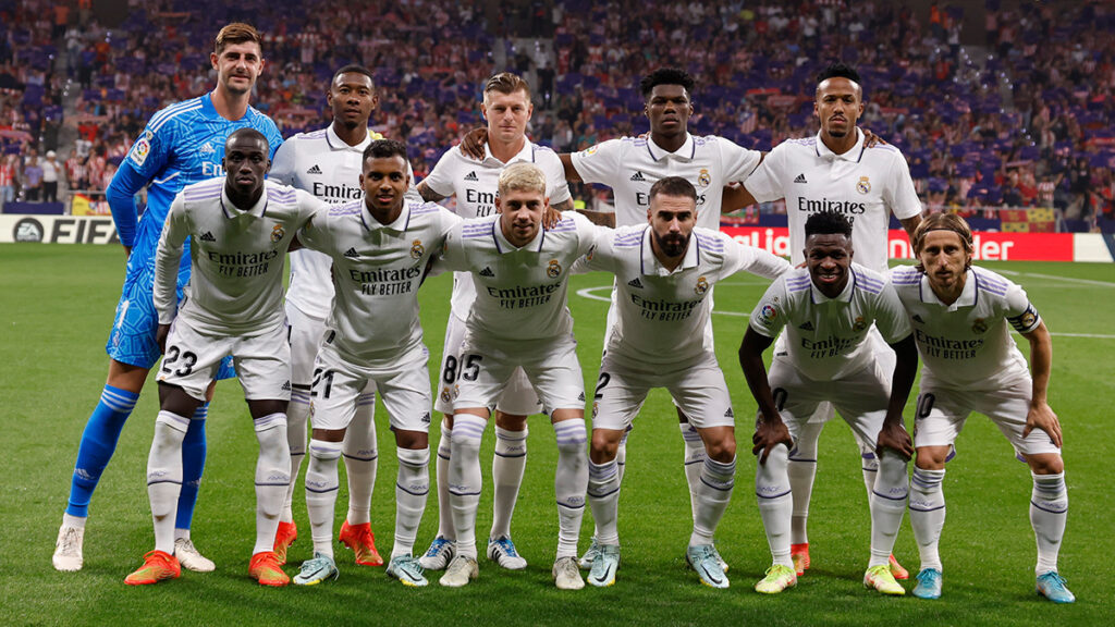 Реал Мадрид е на три победи от постижение за историята