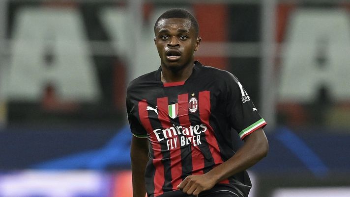 Милан преподписва с млад талант до 2027 година