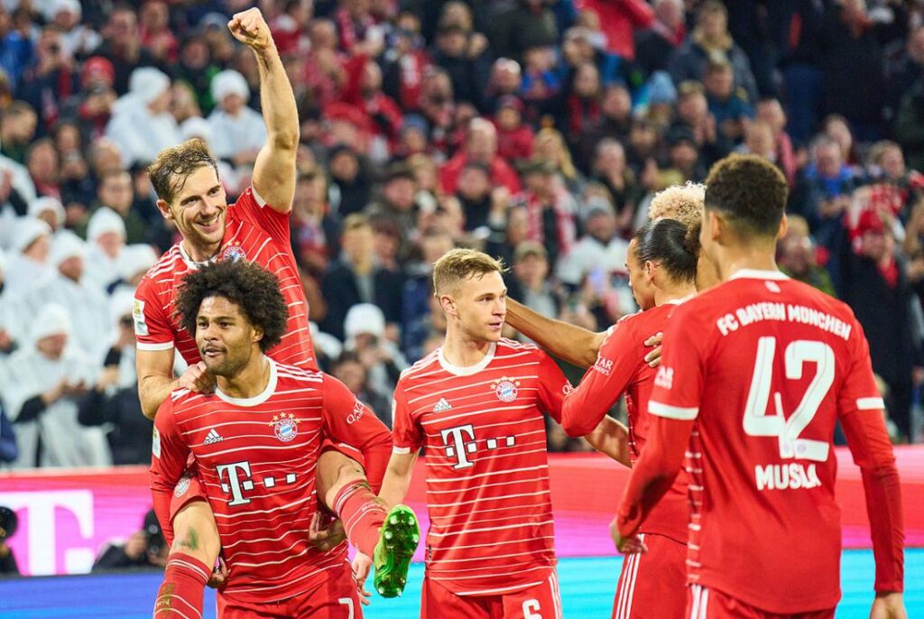 Байерн Мюнхен завърши 2022-ра с рутинен успех срещу Шалке