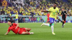 Бразилия премина през Южна Корея със самба и четири гола