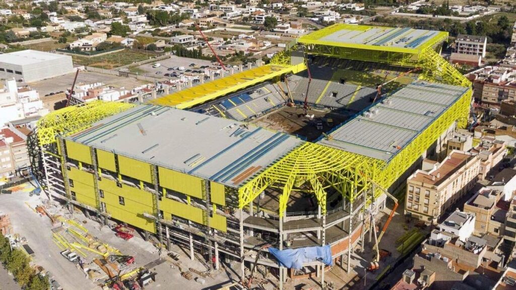 Реконструкцията на стадиона на Виляреал взе жертва