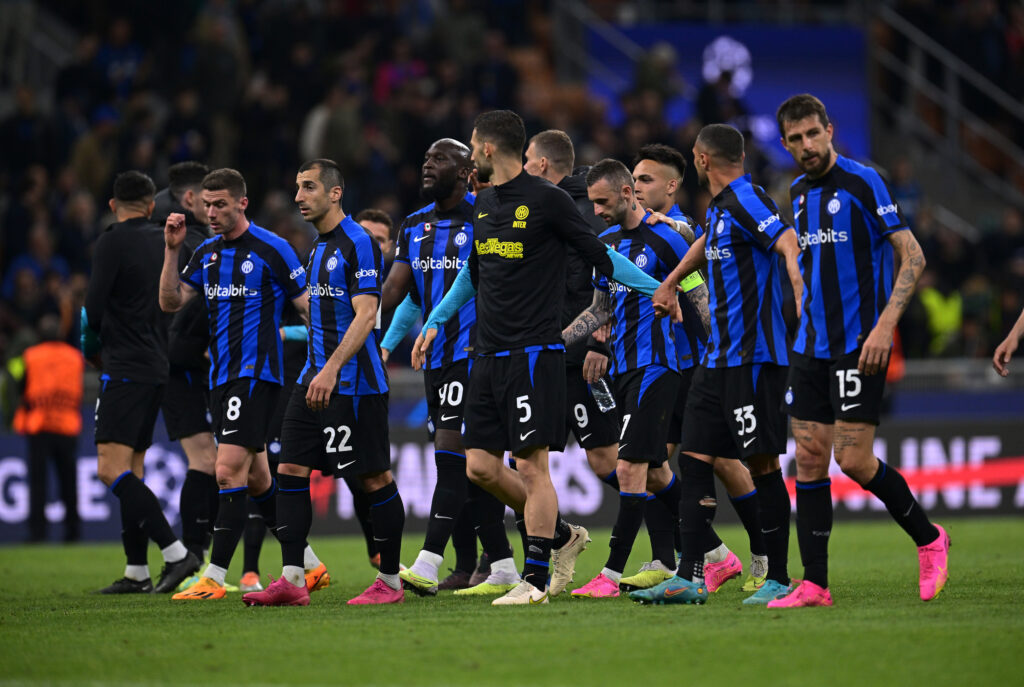 Милано е син! Интер се превърна в първия финалист в Шампионска лига 15