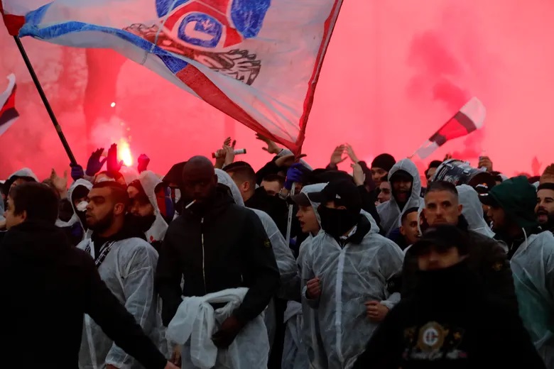 Феновете на ПСЖ с атака срещу Неймар, призовават го да се маха