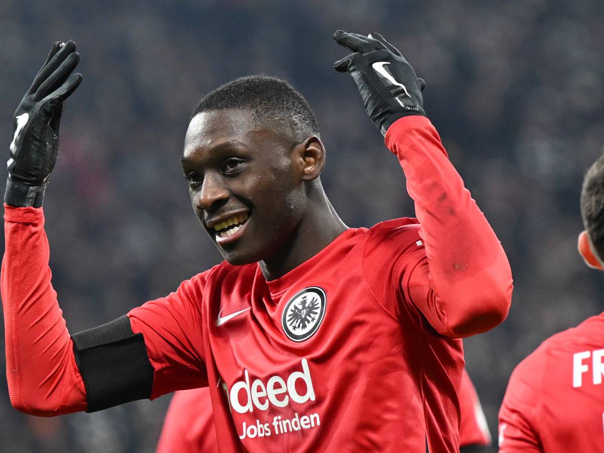 Коло Муани информирал Айнтрахт, че иска да напусне width=