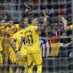 Барселона разби Атлетико в Мадрид и остана в битката за титлата