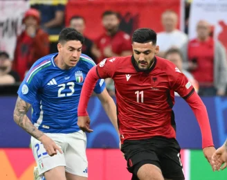 Италия победи Албания с 2-1 въпреки ранния шок 1