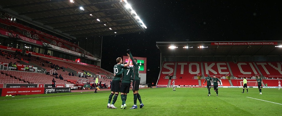 Тотнъм преодоля Стоук Сити в четвъртфиналите от Купата на Лигата 1