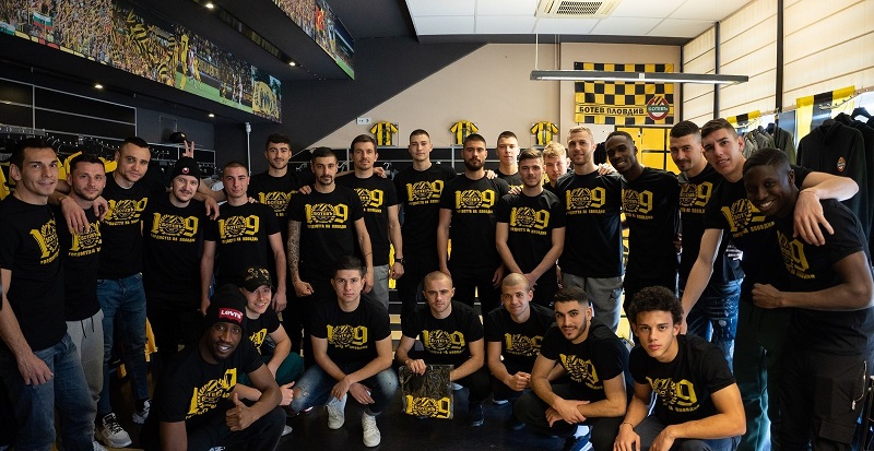 Играчите на Ботев подкрепиха кампанията “100% Ботев Пловдив”