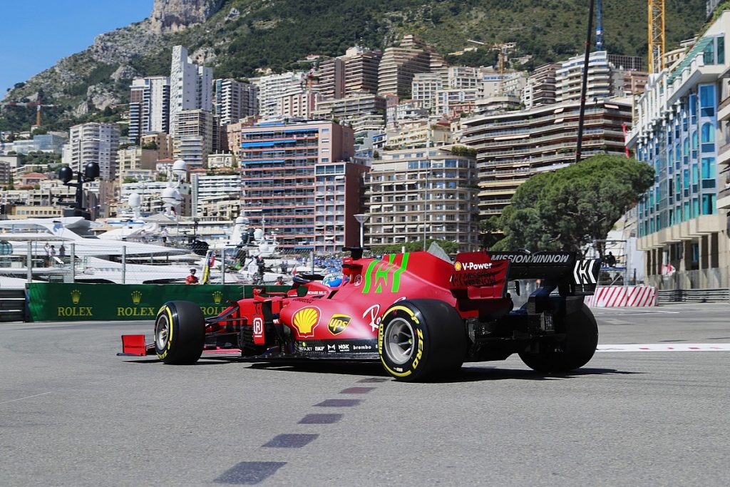 Ферари шокира в Монако – на върха след втората тренировка