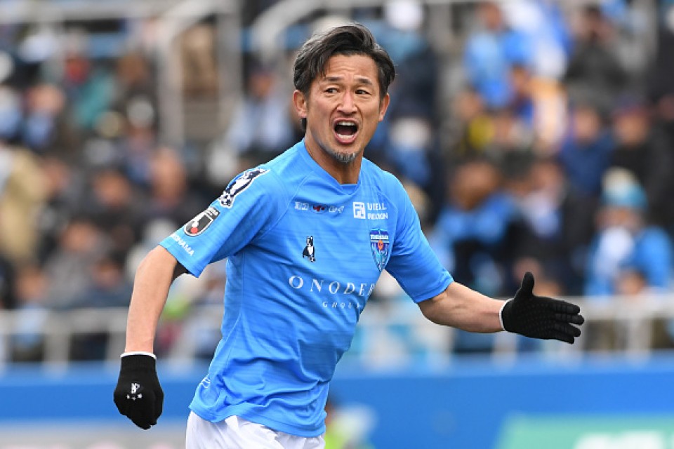 Рекорд: 53-годишен футболист игра като титуляр в елита на Япония